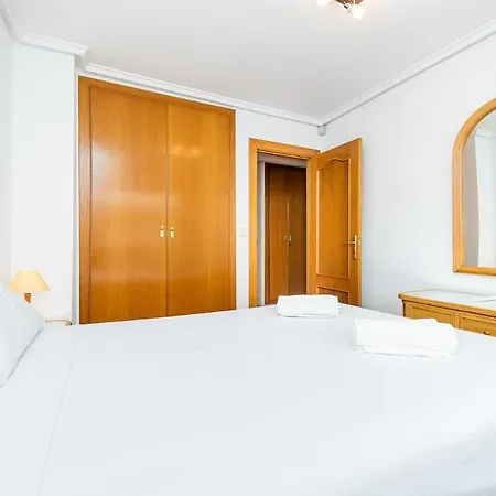 شقة Sunrise Arts 2 تورّيفيِخا